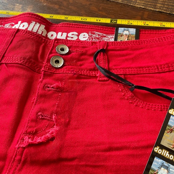 DOLLHOUSE  RED SHORTS SIZE  13.. NWT - Picture 9 of 10